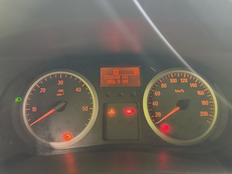 Opel Vivaro vaihtoauto