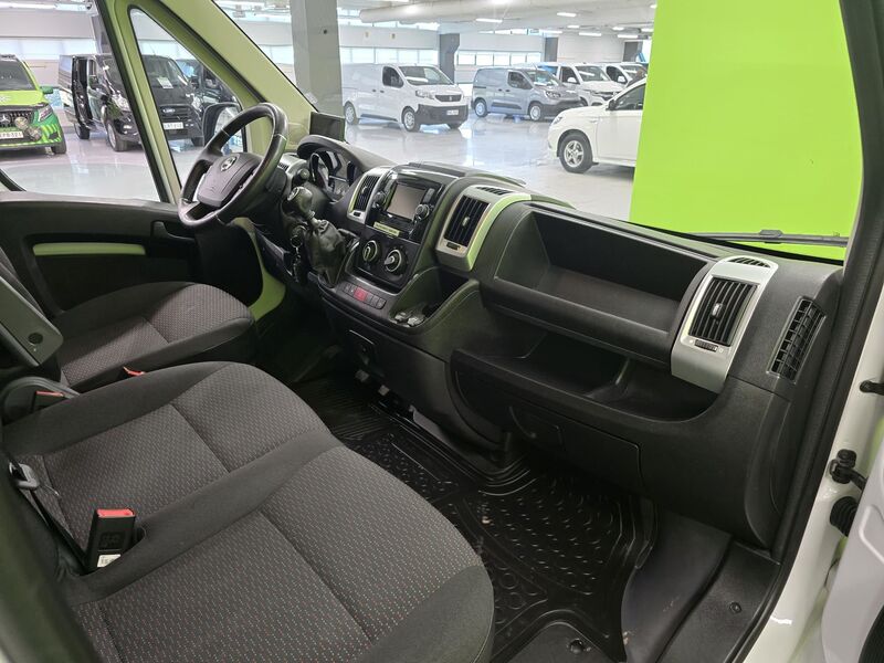 Opel Movano vaihtoauto