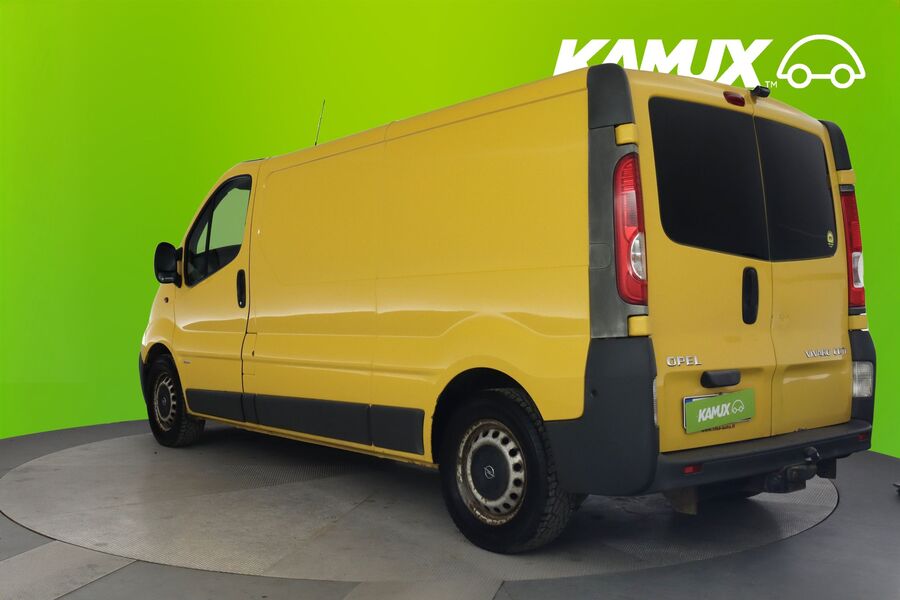 Opel Vivaro vaihtoauto