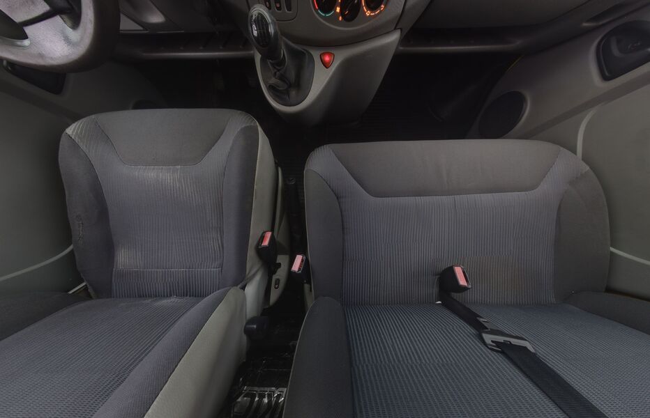 Opel Vivaro vaihtoauto