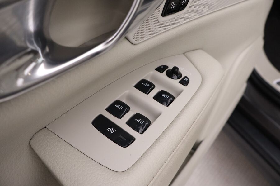 Volvo V90 Cross Country vaihtoauto