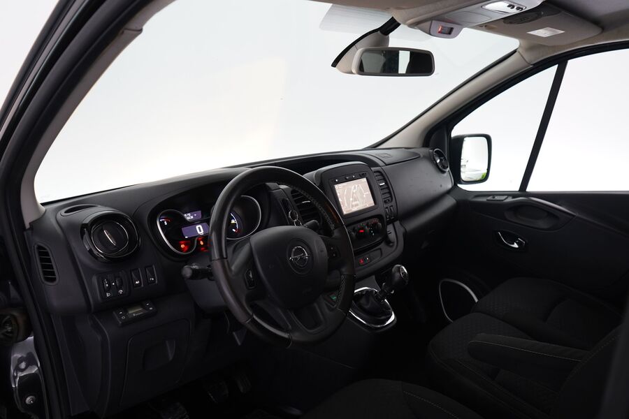 Opel Vivaro vaihtoauto