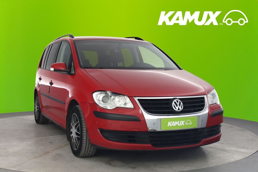 Volkswagen Touran vaihtoauto