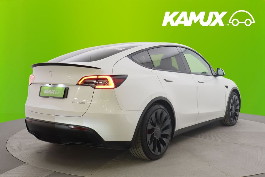 Tesla Model Y vaihtoauto