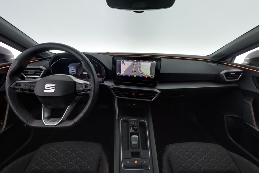 SEAT Leon Sportstourer vaihtoauto