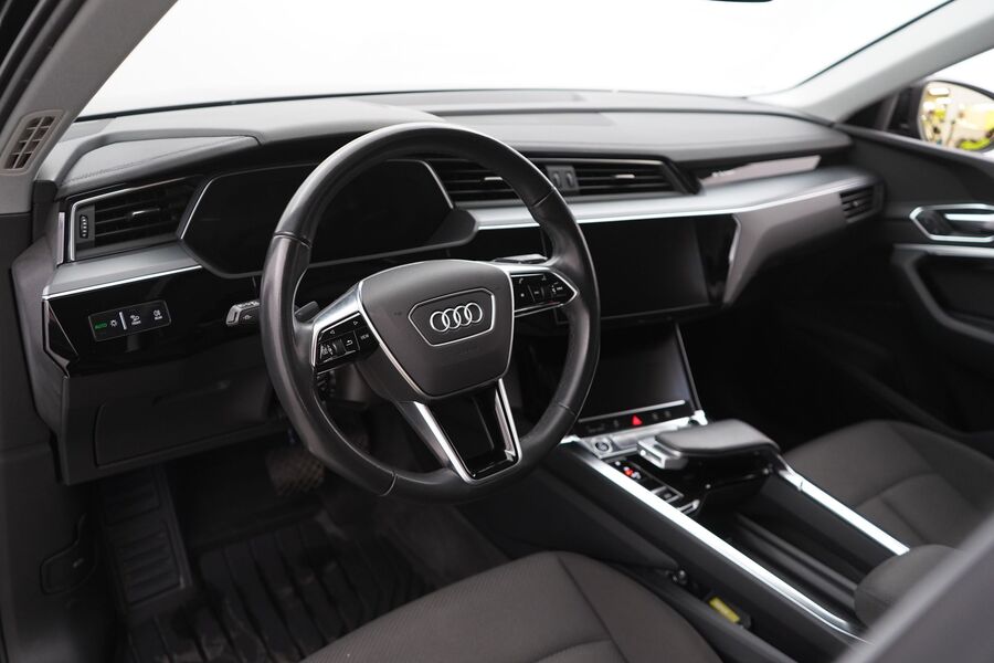 Audi e-tron vaihtoauto