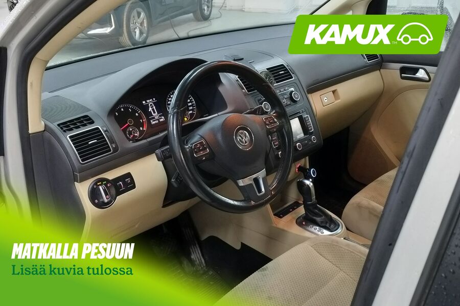 Volkswagen Touran vaihtoauto