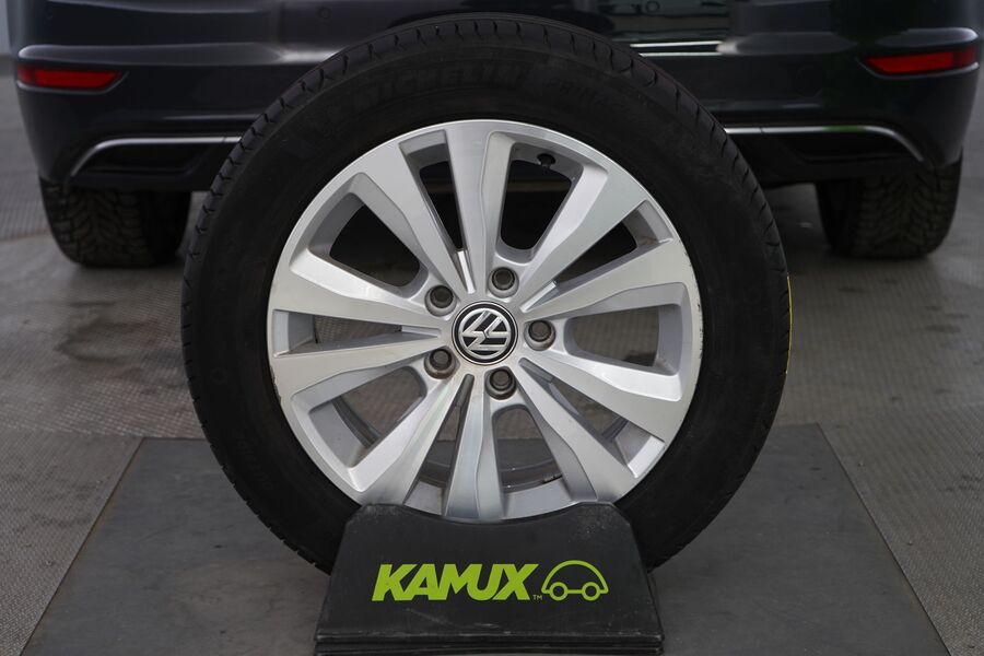 Volkswagen Golf Sportsvan vaihtoauto