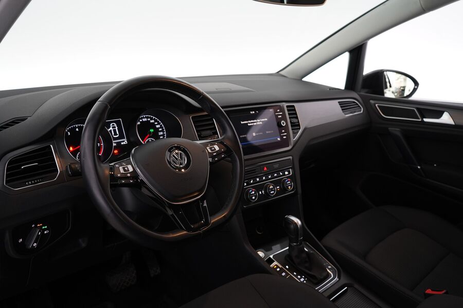 Volkswagen Golf Sportsvan vaihtoauto