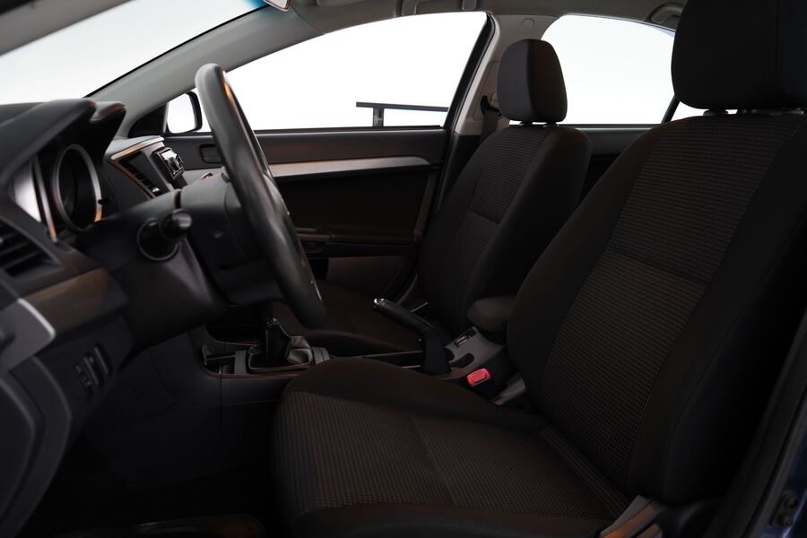 Mitsubishi Lancer vaihtoauto