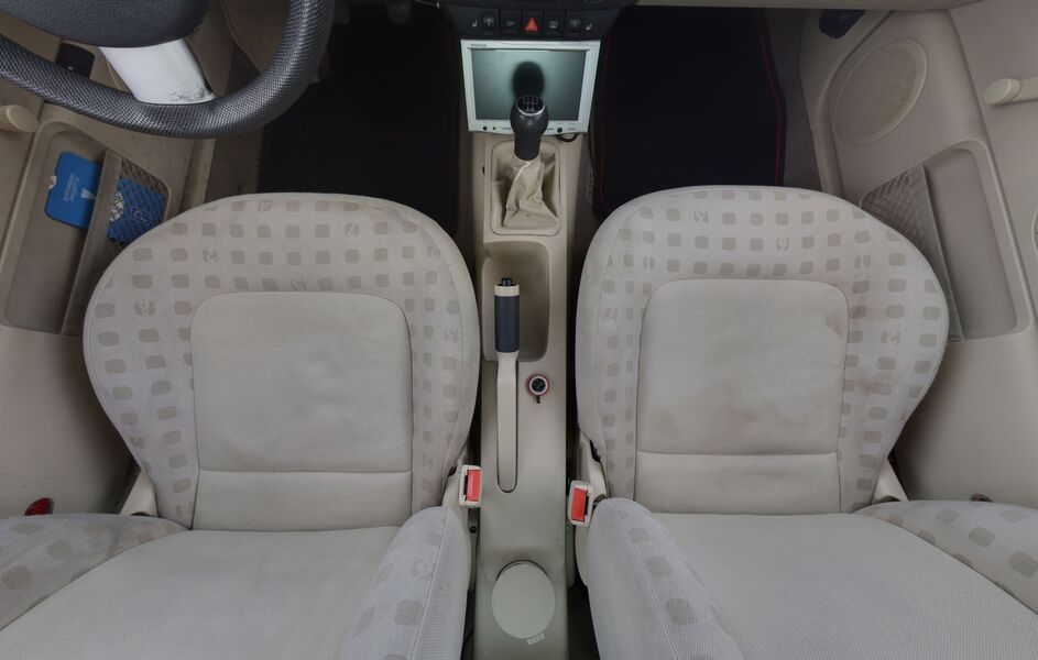 Volkswagen New Beetle vaihtoauto