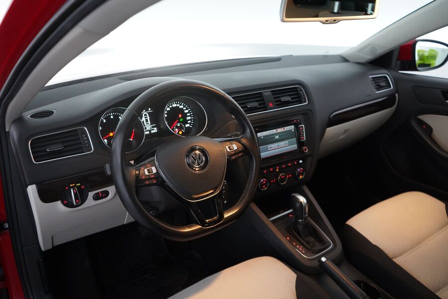 Volkswagen Jetta vaihtoauto