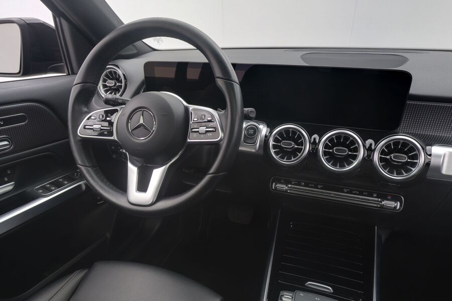 Mercedes-Benz EQB vaihtoauto