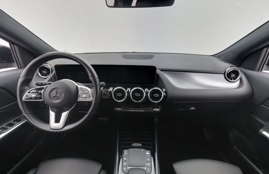 Mercedes-Benz GLA vaihtoauto