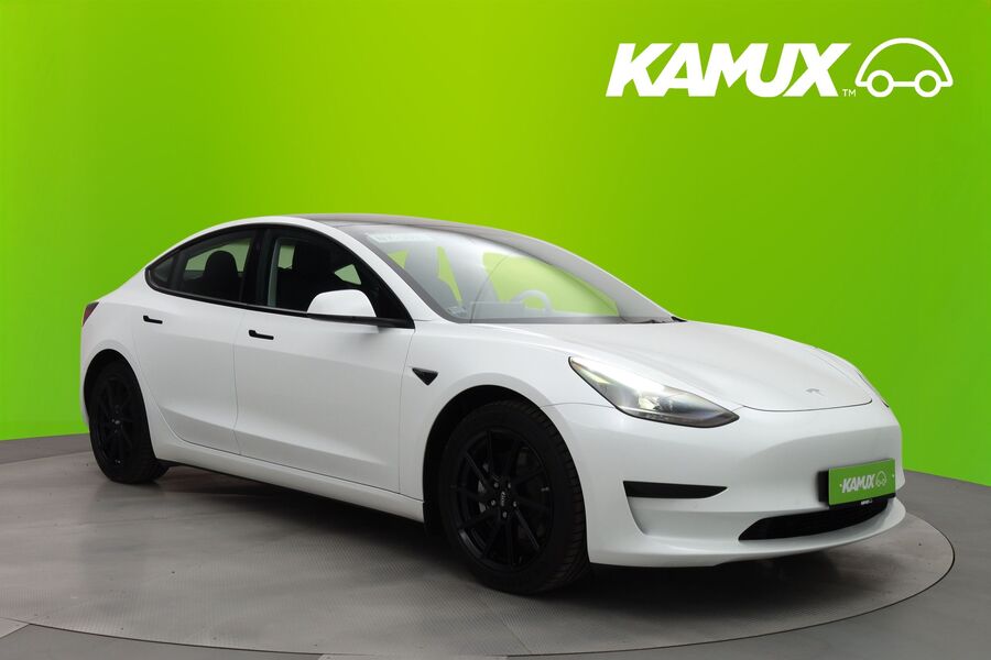 Tesla Model 3 vaihtoauto
