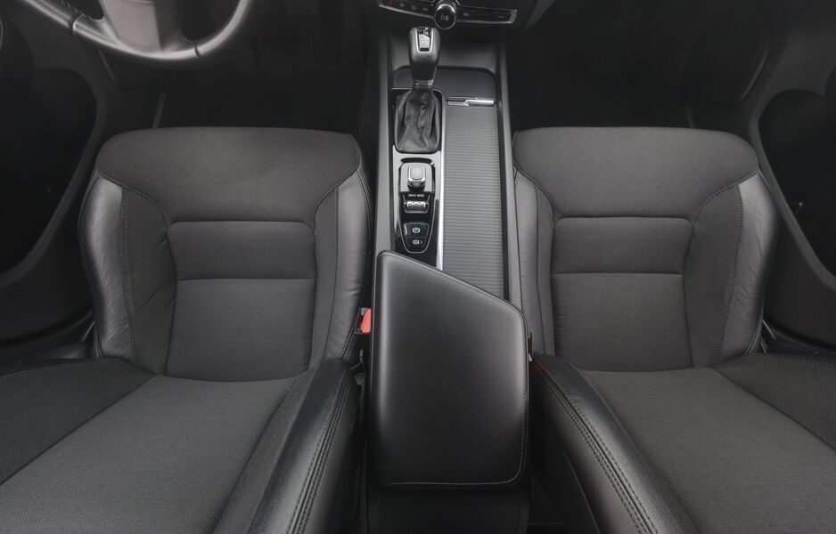 Volvo V60 Cross Country vaihtoauto