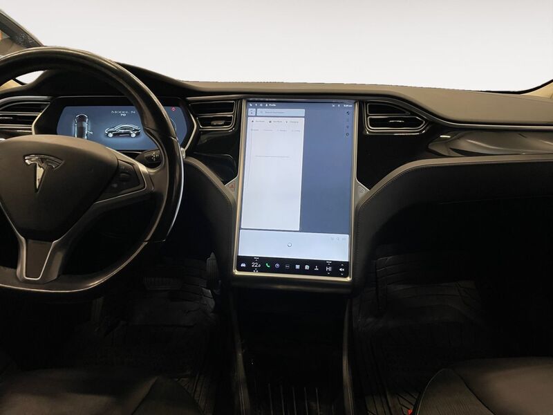 Tesla Model S vaihtoauto