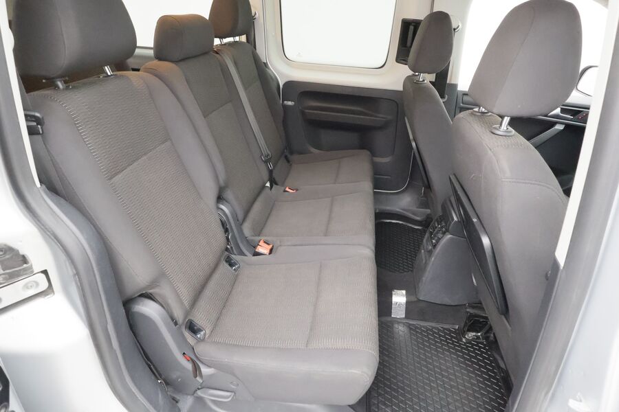 Volkswagen Caddy Maxi vaihtoauto