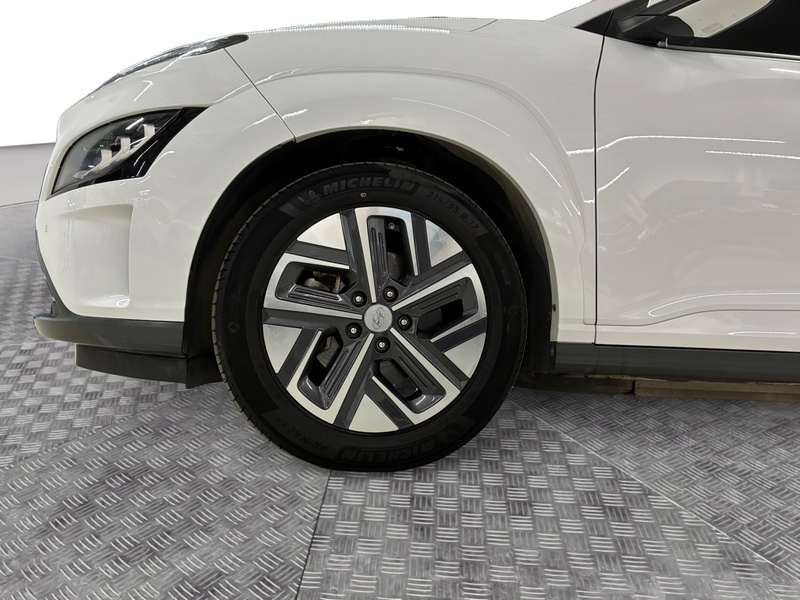Hyundai Kona vaihtoauto