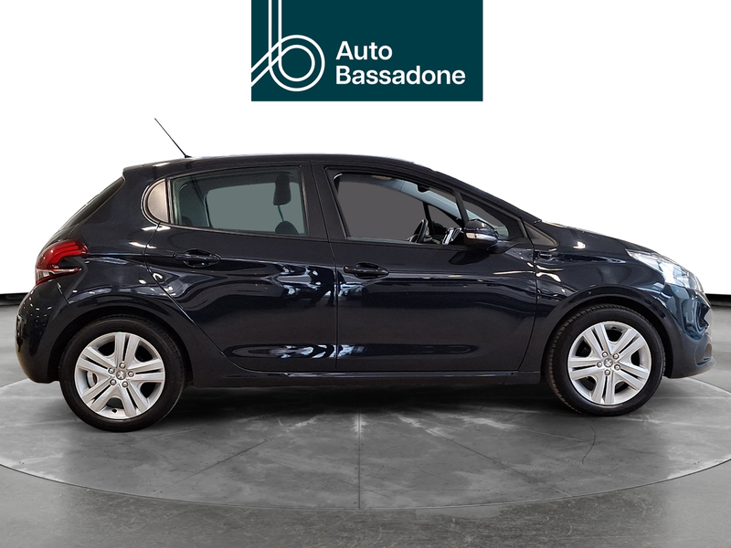 Peugeot 208 vaihtoauto