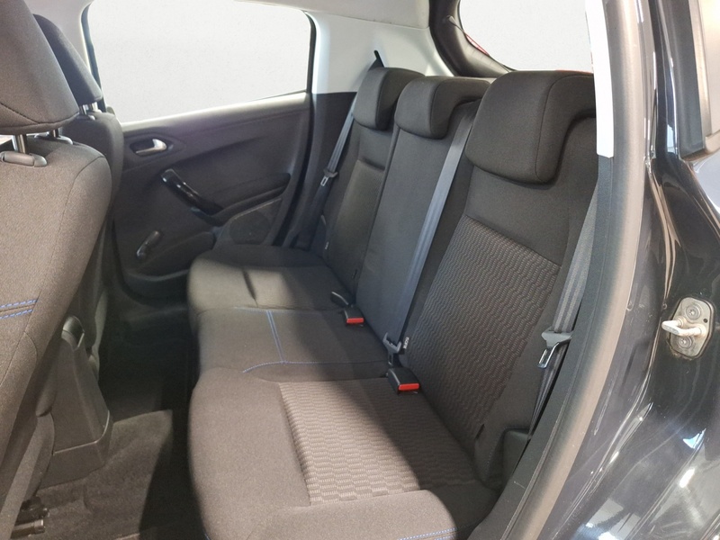 Peugeot 208 vaihtoauto