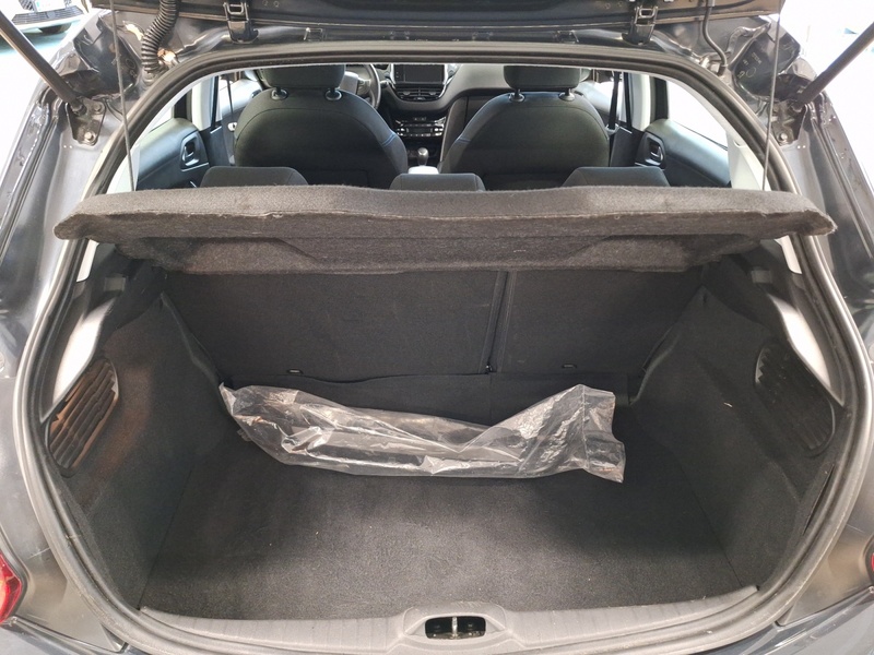 Peugeot 208 vaihtoauto