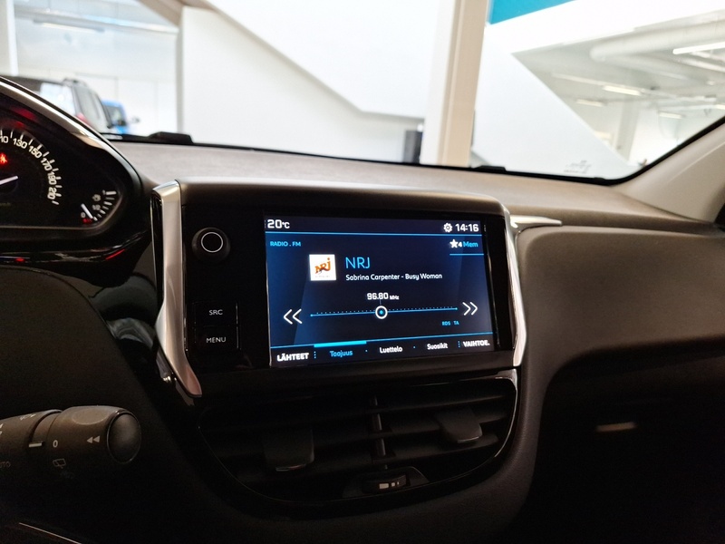 Peugeot 208 vaihtoauto