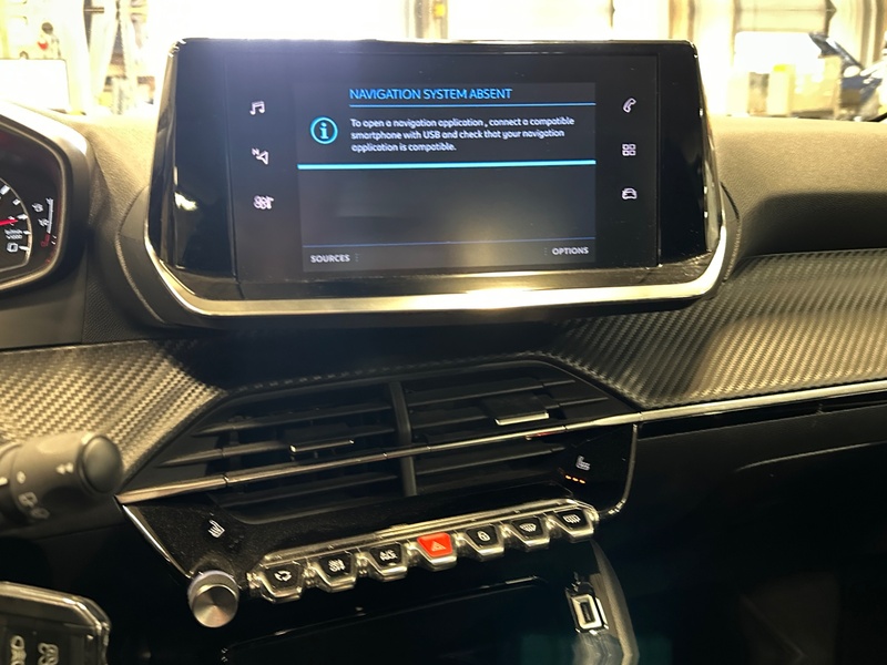 Peugeot 208 vaihtoauto