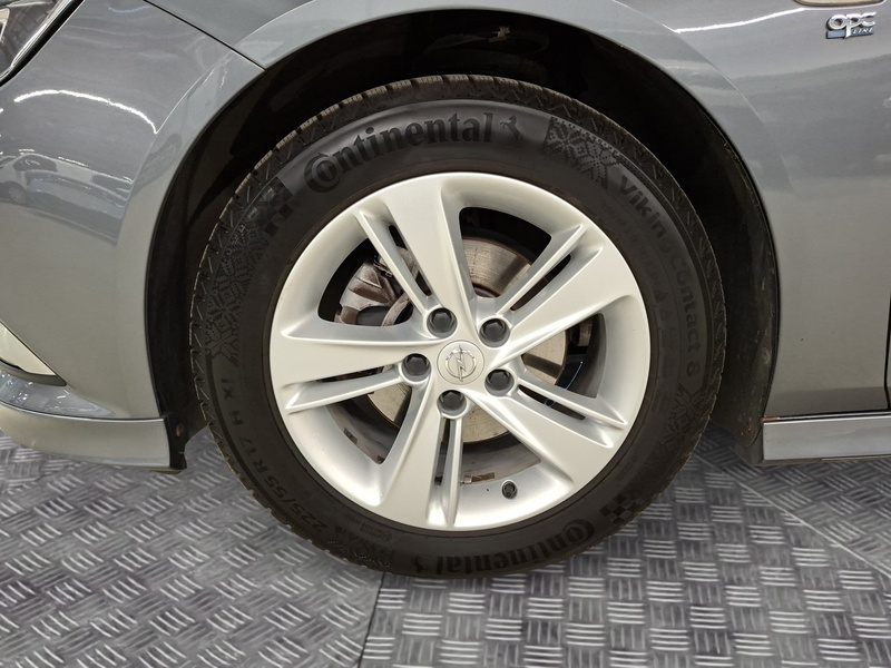 Opel Insignia vaihtoauto