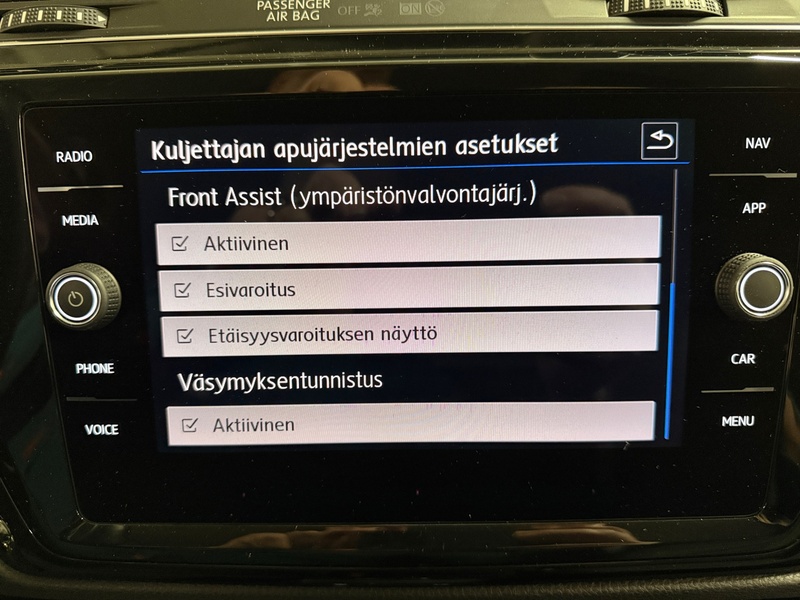 Volkswagen Touran vaihtoauto