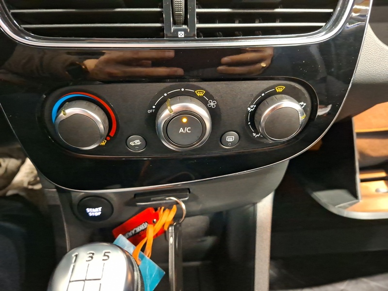 Renault Clio vaihtoauto