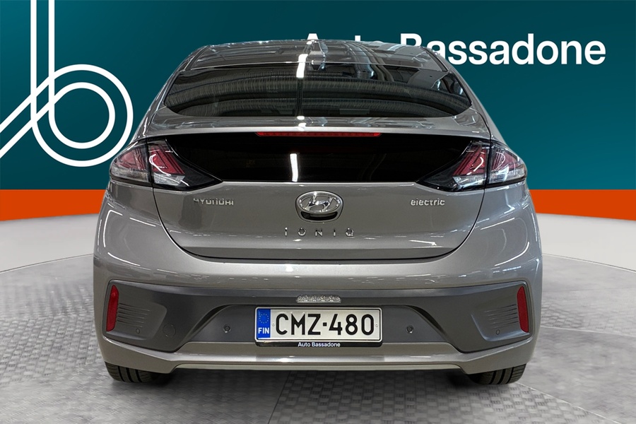 Hyundai IONIQ electric vaihtoauto