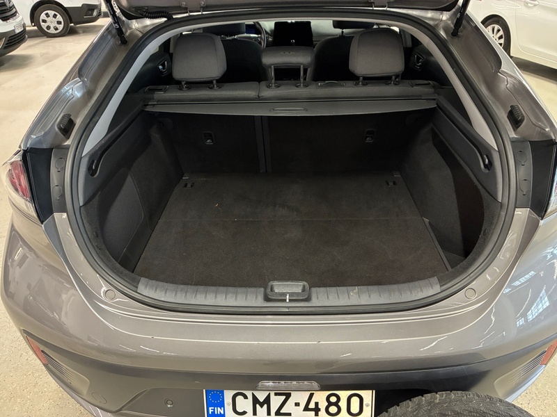 Hyundai IONIQ electric vaihtoauto