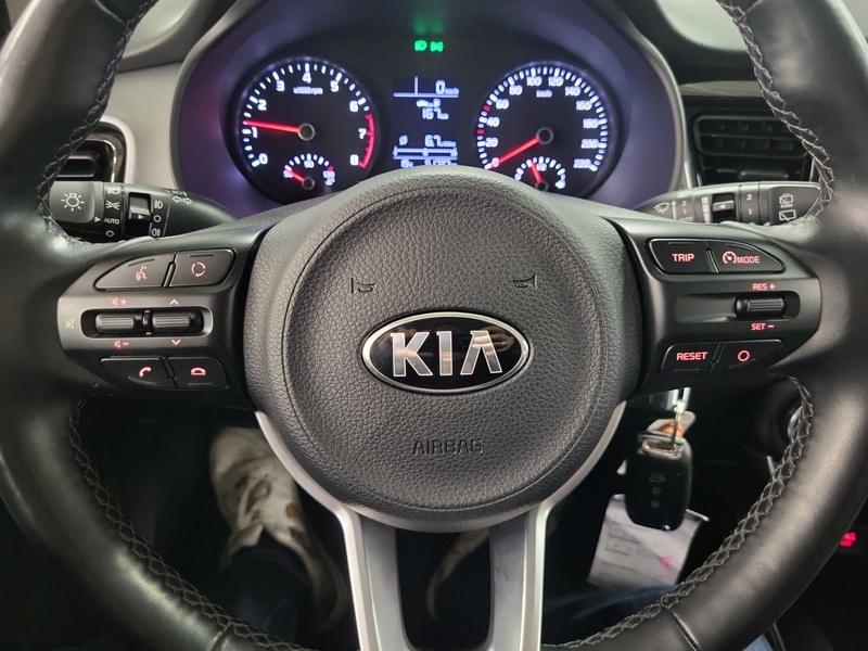 Kia Stonic vaihtoauto