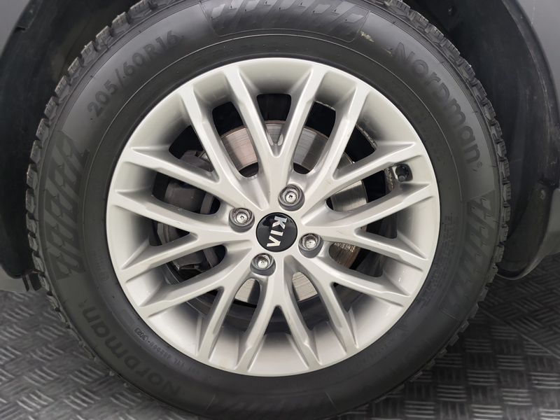 Kia Stonic vaihtoauto