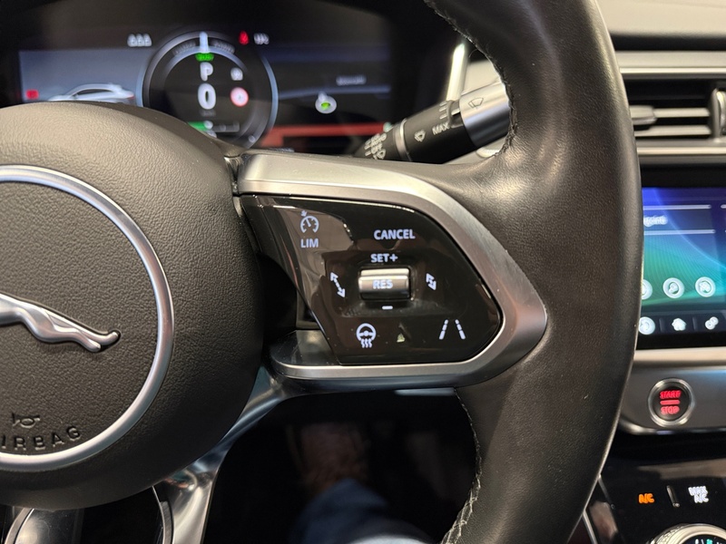 Jaguar I-PACE vaihtoauto