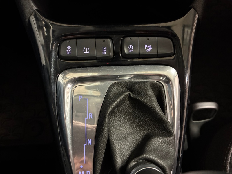 Opel Crossland X vaihtoauto