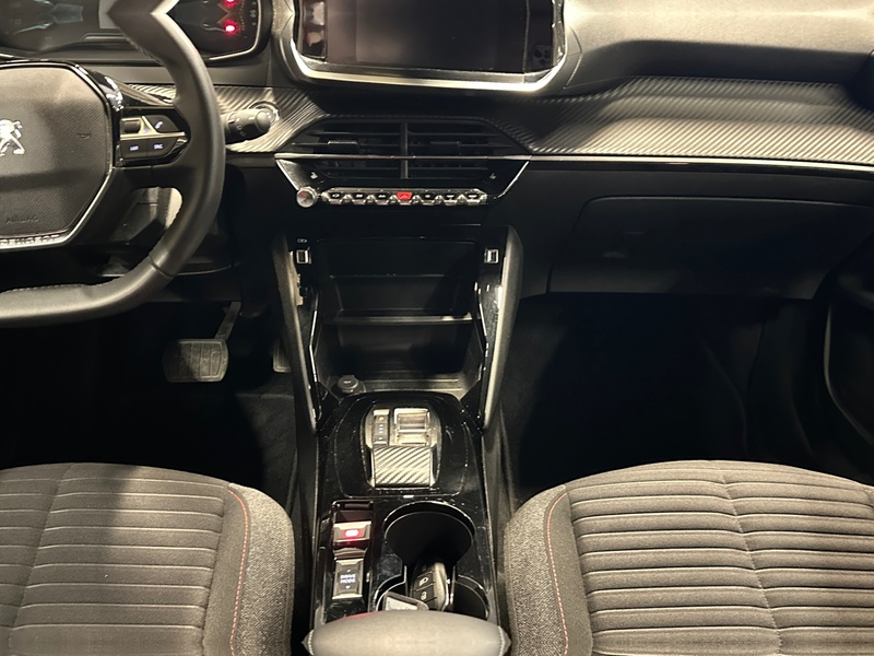 Peugeot e-2008 vaihtoauto