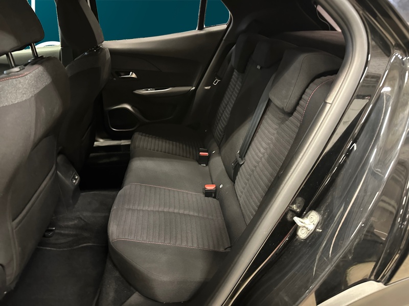 Peugeot e-2008 vaihtoauto