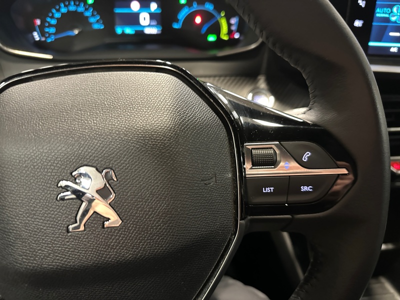 Peugeot e-2008 vaihtoauto