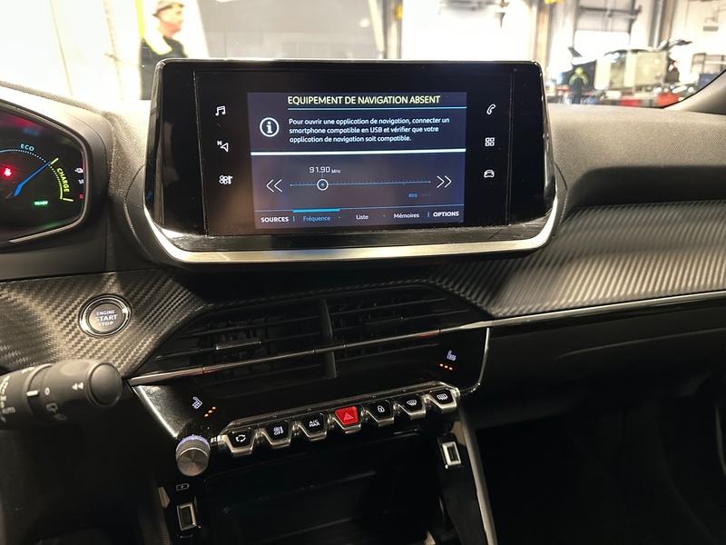 Peugeot e-2008 vaihtoauto