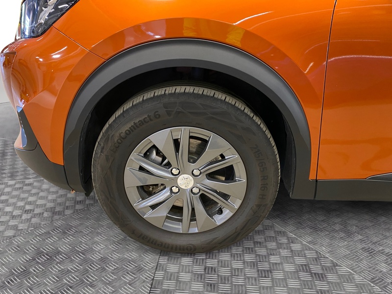 Peugeot e-2008 vaihtoauto