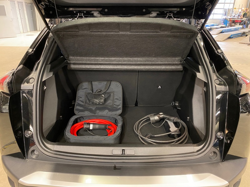 Peugeot e-2008 vaihtoauto