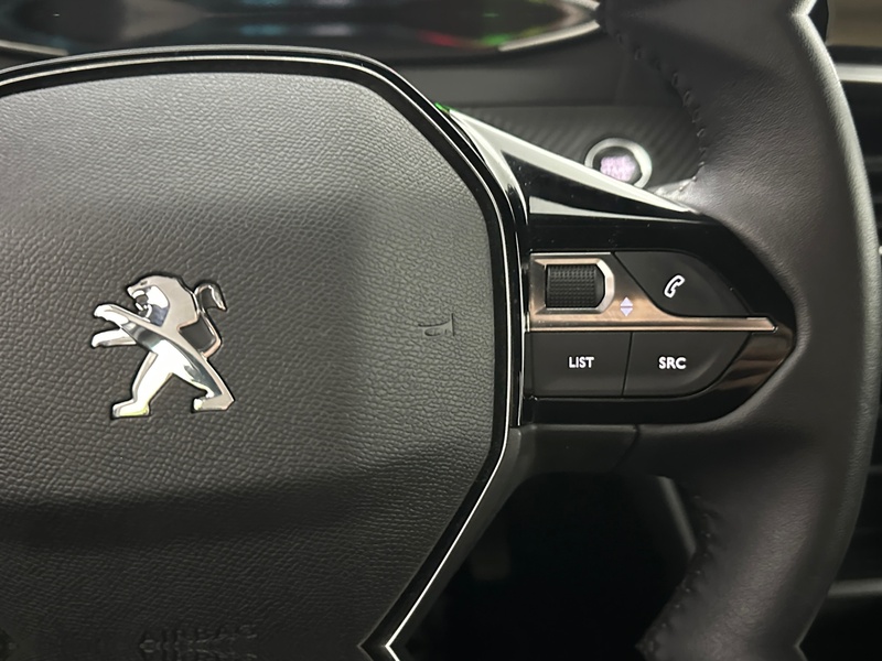 Peugeot e-2008 vaihtoauto