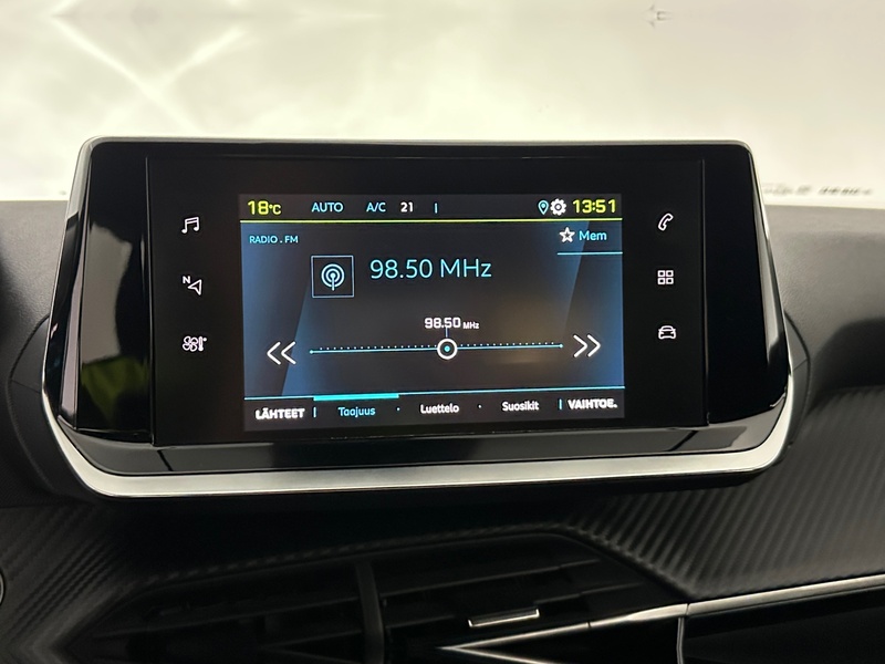 Peugeot e-2008 vaihtoauto