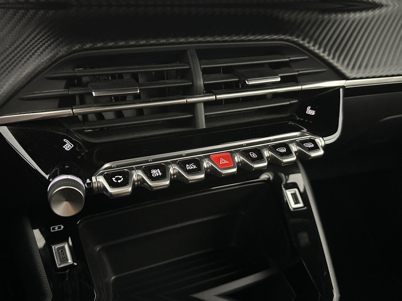 Peugeot e-2008 vaihtoauto