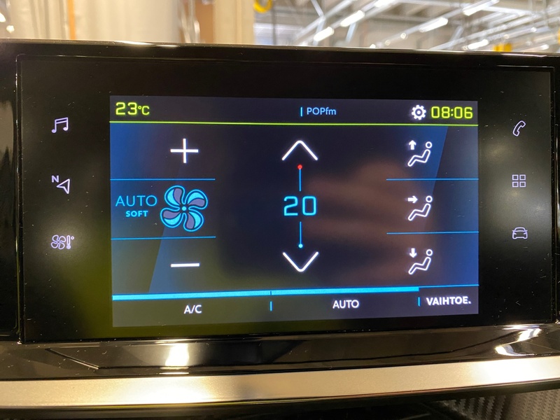 Peugeot e-2008 vaihtoauto