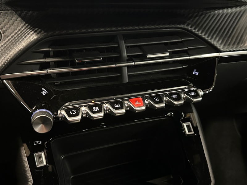 Peugeot e-2008 vaihtoauto