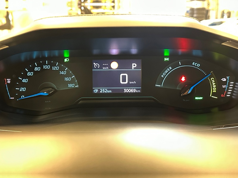 Peugeot e-2008 vaihtoauto