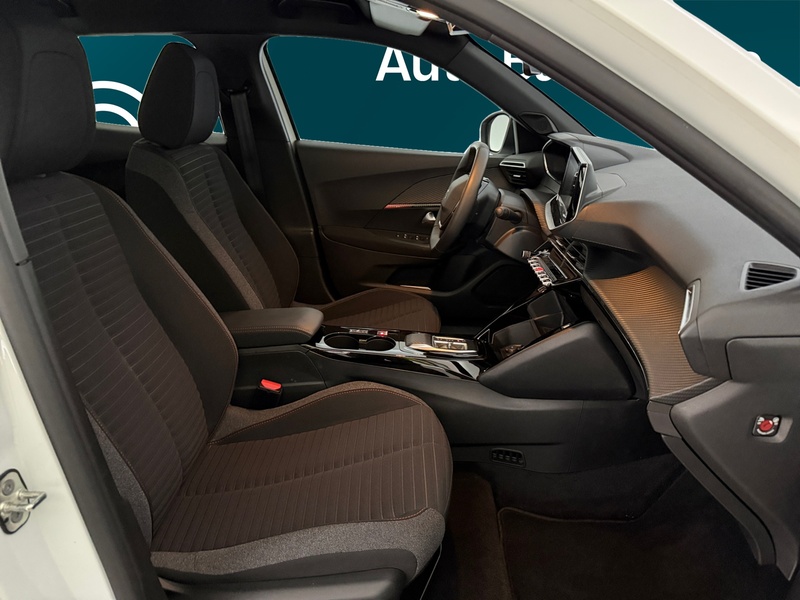 Peugeot e-2008 vaihtoauto